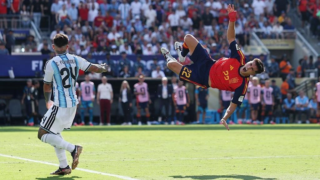 2026世界杯:西班牙在决赛中战胜阿根廷,展现足球的胜利