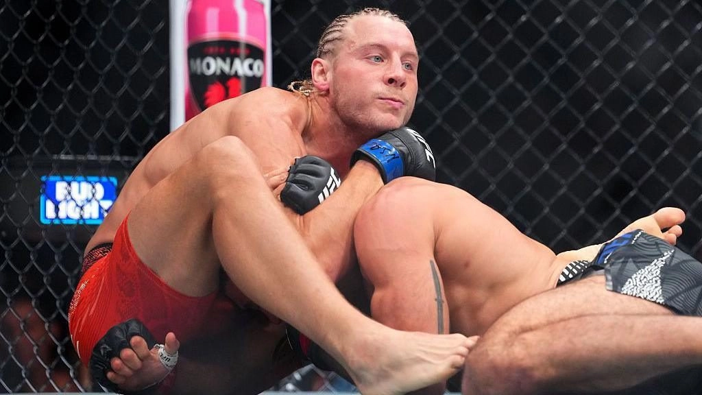 UFC 329:帕迪·平布莱特以52秒的胜利提出争夺战的要求